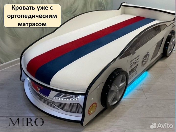 Детская кровать машина