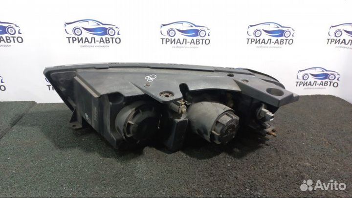 Chevrolet Captiva Фара