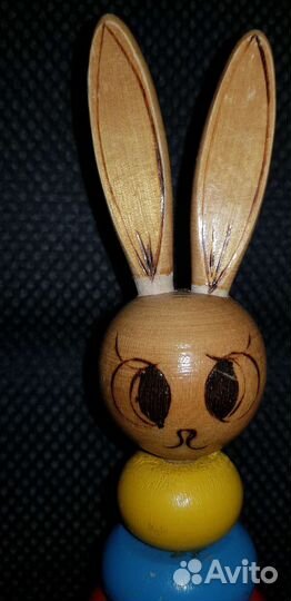 Деревянная игрушка пирамидка заяц СССР