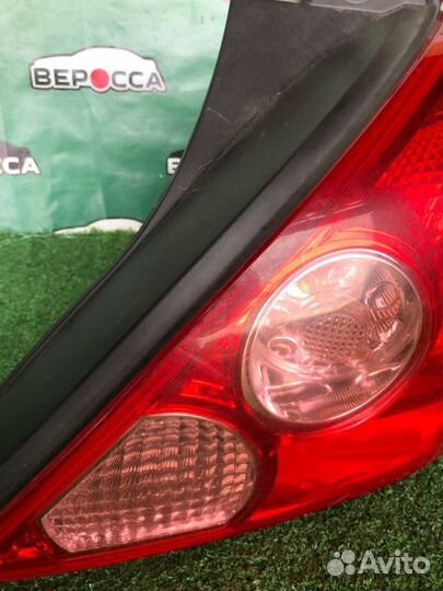 Стоп-сигнал правый Nissan Tiida NC11 2004-07