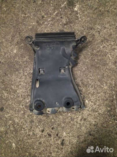 Пластик передний MAN TGX 2008 81254245005