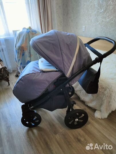 Продаю детскую коляску