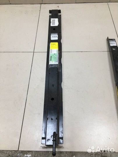 Поперечина лонжеронов задних Renault Dokker