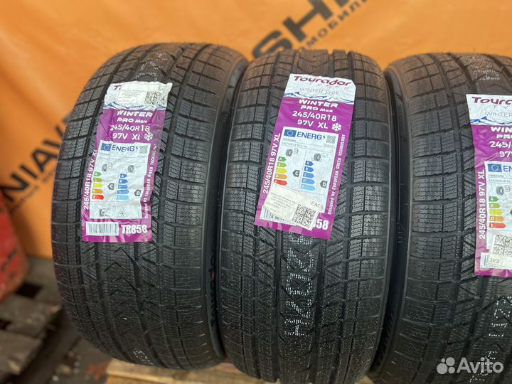 Tourador Winter Pro Max 245/40 R18 97V