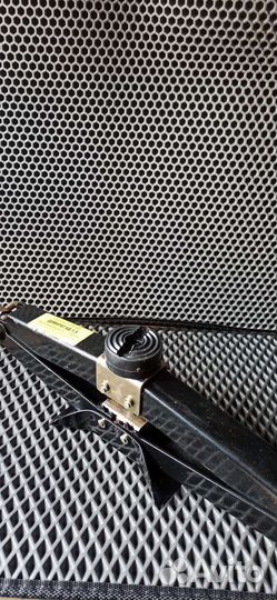 Домкрат ромбический