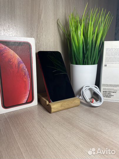 iPhone Xr, 64 ГБ