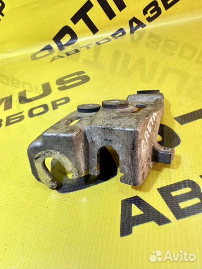 Кронштейн крепления троса кпп Hyundai Creta