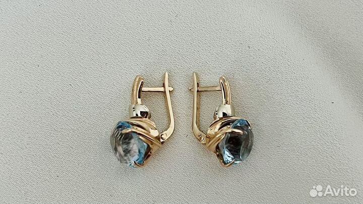 Золотые серьги с топазами 585