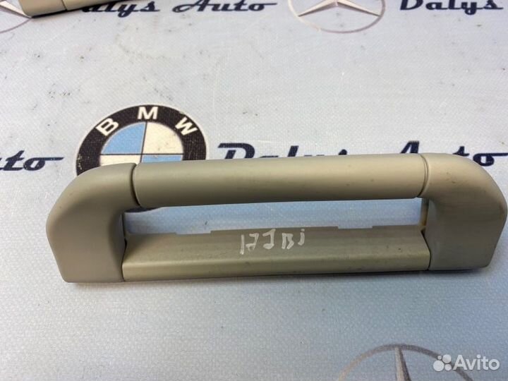 Ручка потолка Bmw 745I E65 N62B44 2002Г. Март