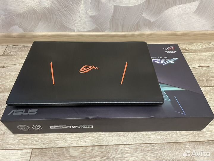 Ноутбук Asus ROG Strix GL753V 17"