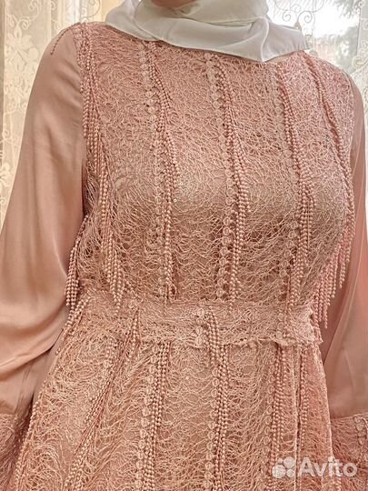 Вечернее платье