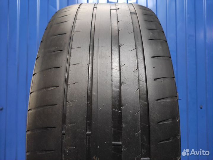 Michelin Pilot Sport 4 245/45 R18