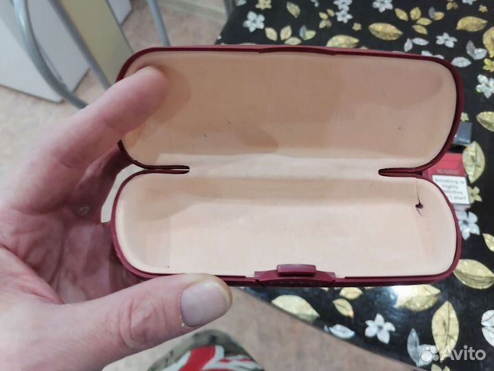 Футляр для очков