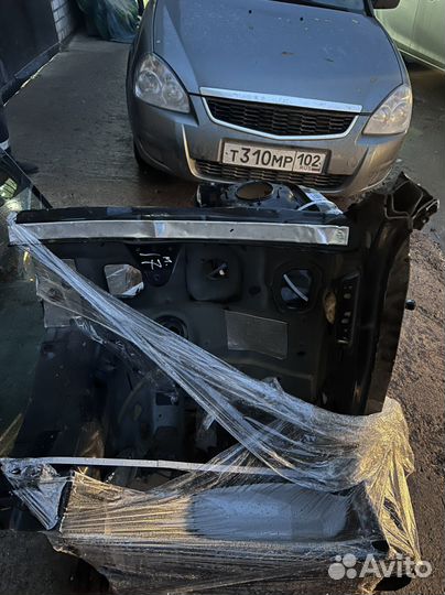 Четверть Mercedes cls 218