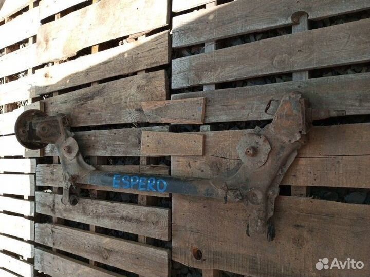 Балка задняя Daewoo Espero