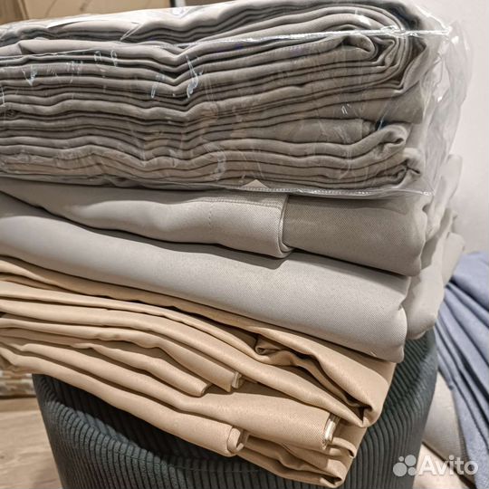 Шторы плотные.Ткань трёхнитка. Ширина 4 высота 2.7