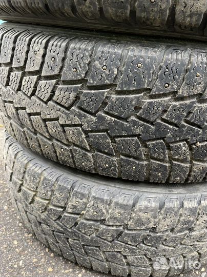 Kumho Power Grip KC11 235/65 R17 108Q