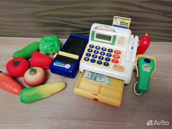 Игрушка касса