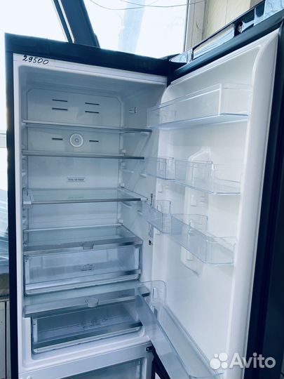 Черный Холодильник Hotpoint Ariston