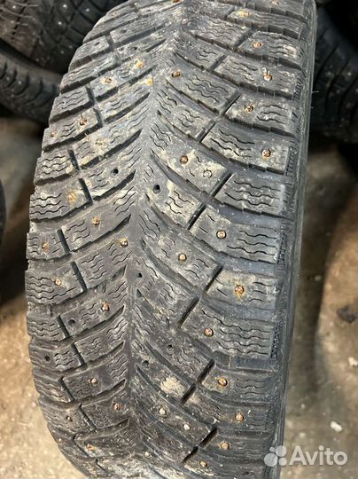 Michelin X-Ice North 4 205/60 R16