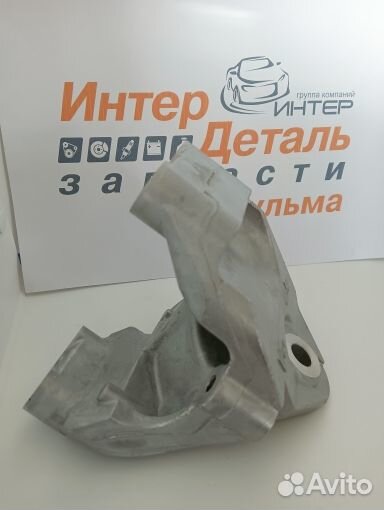 11333JP01B кронштейн двс задний nissan