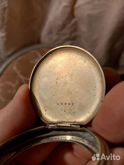 Старинные карманные часы серебрянные