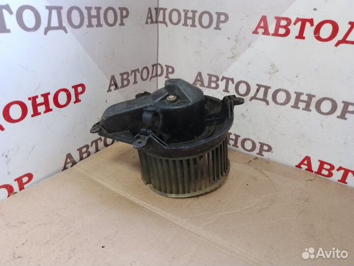 Моторчик печки Renault Master 2 1998