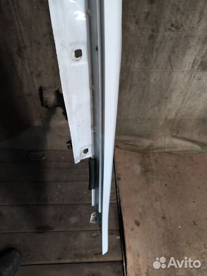 Крыло переднее правое логан 1