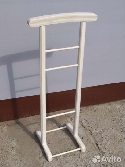 Вешалка для одежды напольная