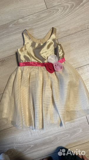 Детское нарядное платье 98