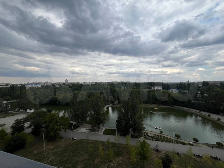 2-к. квартира, 72 м², 10/16 эт.