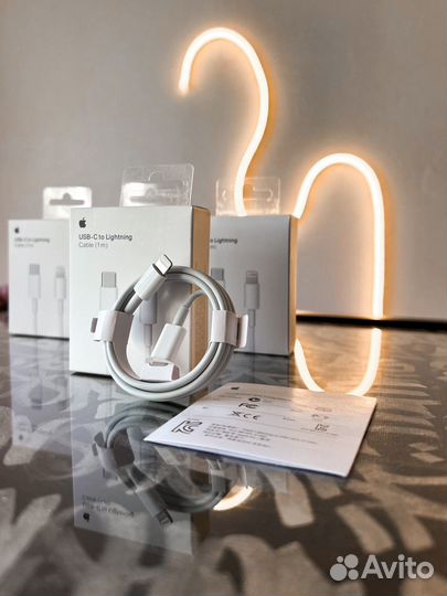 Зарядка на iPhone usb c to lightning