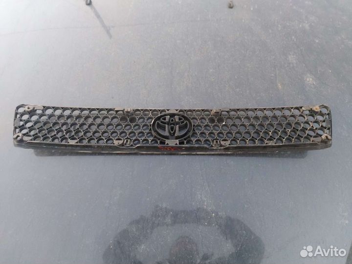 Решетка радиатора Рав 4 sxa