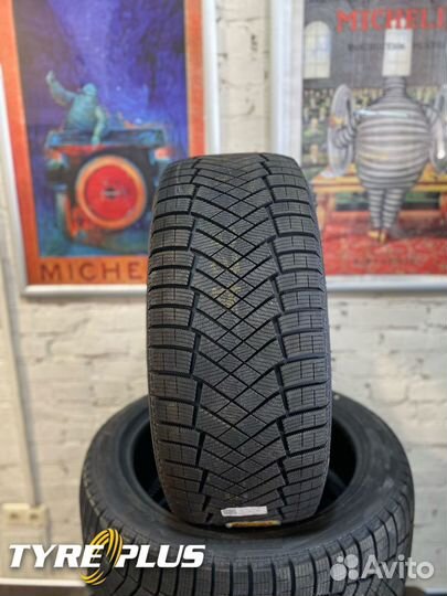 Pirelli Ice Zero FR 255/45 R20 105H