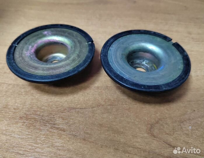 Опора амортизатора (верхняя) VW Passat B3 / golf 2