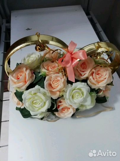 Свадебные украшения на машину