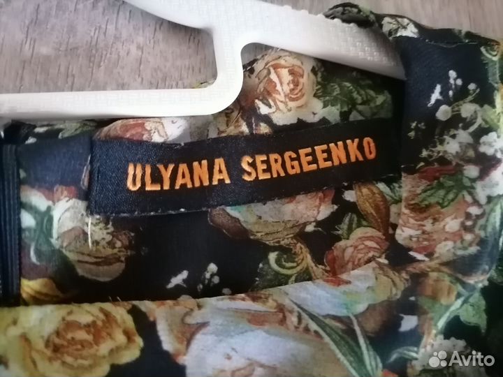 Платье шифоновое для девочки 150-158см бу