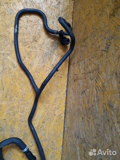 Патрубок системы охлаждения Ford Transit FY 2.0L