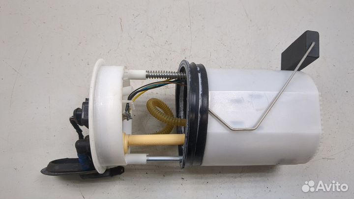 Насос топливный электрический Skoda Fabia, 2010