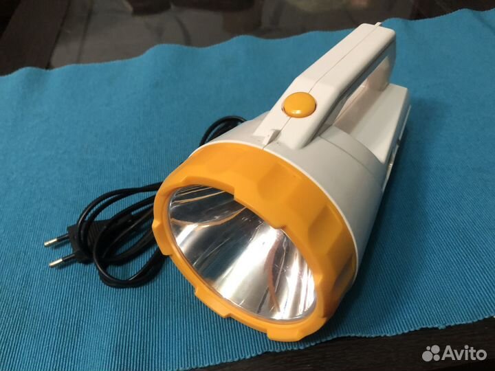 Фонарь аккумуляторный