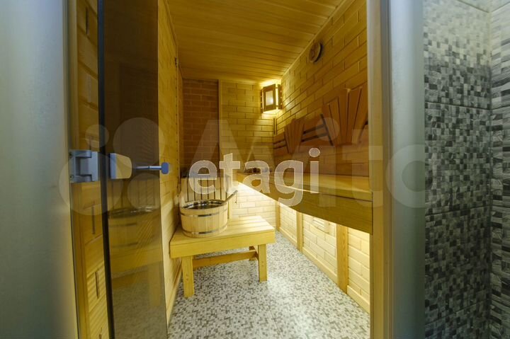 4-к. квартира, 200 м², 8/10 эт.