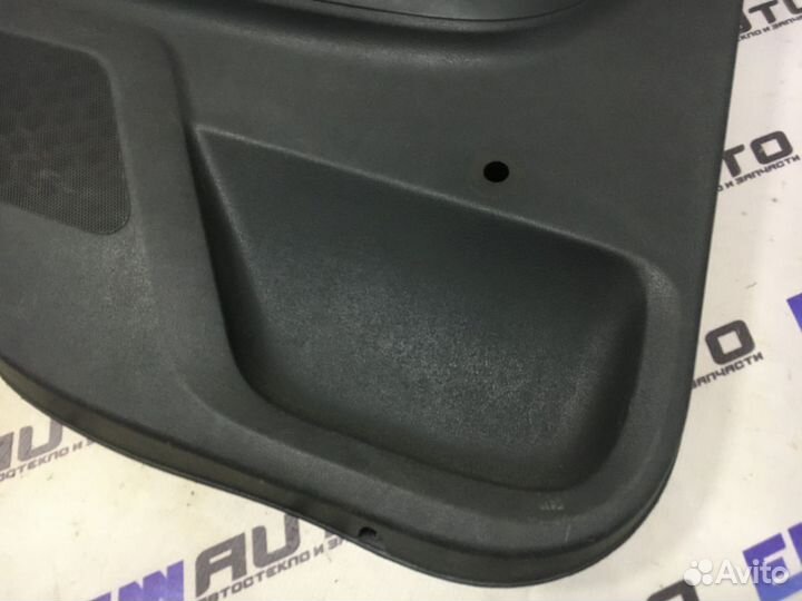 Обшивка двери задней левой Шкода Фабия 2