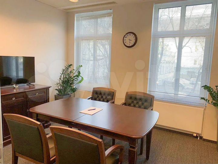 Офис, 298 м²