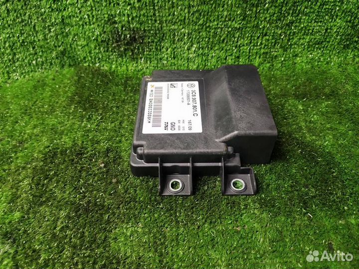 Блок управления парковочным тормозом Volkswagen P