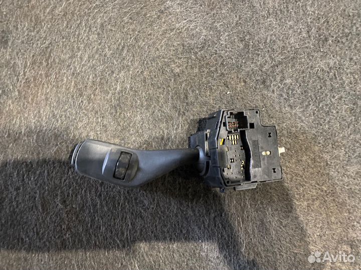 Подрулевой пеключатель Ford Focus 2