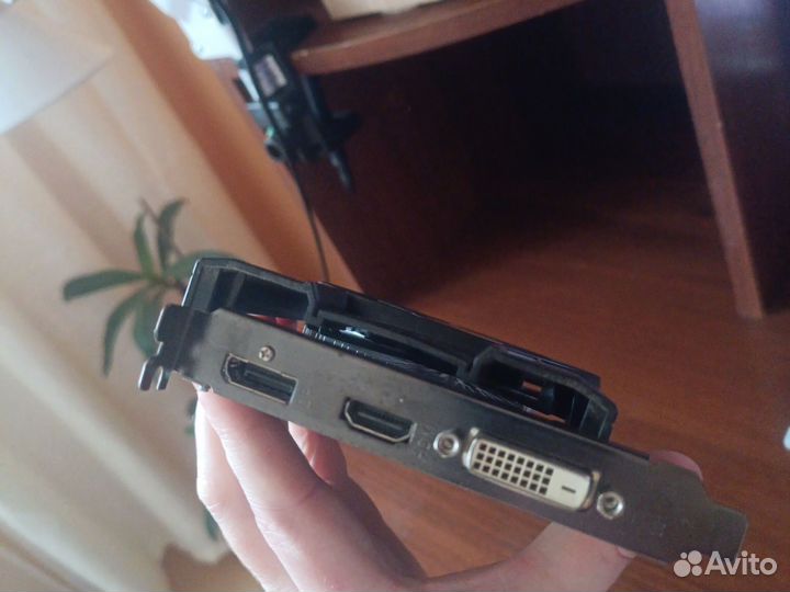 Видеокарта rx550 4gb