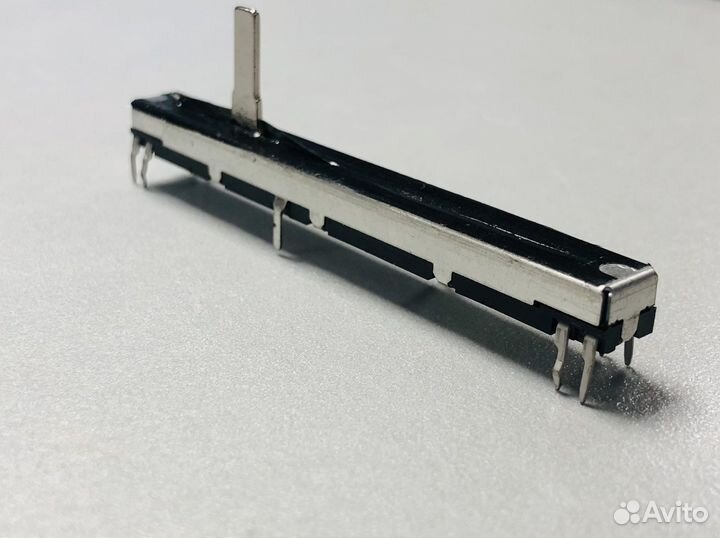 Потенциометр микшера длиной 75