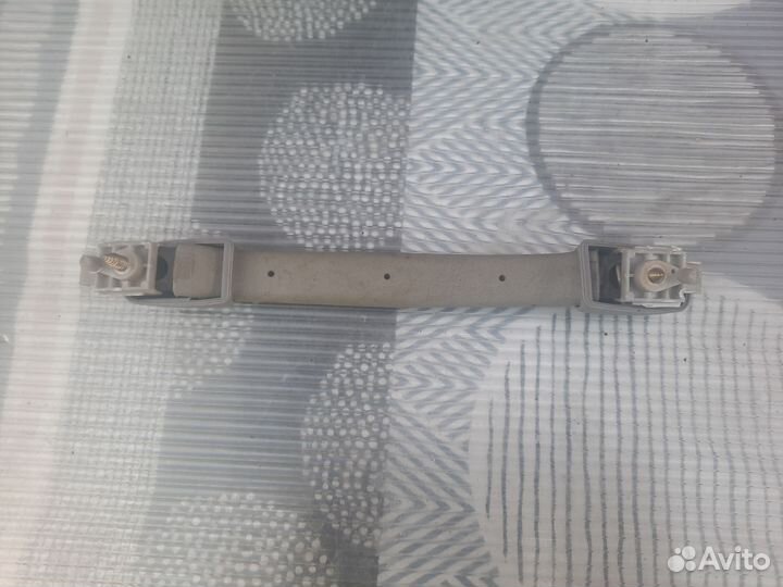 Ручка потолка салона ниссан альмера