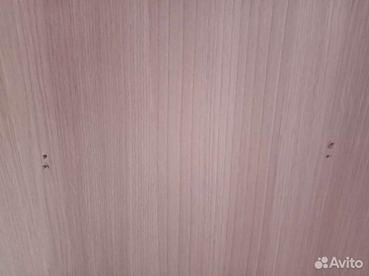 Полка настенная навесная и стол