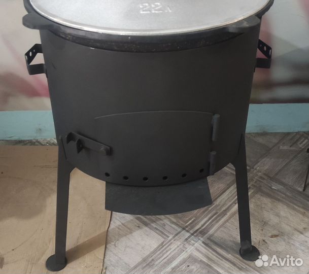 Печь — Очаг с дымоходом и дверцей 22 литра